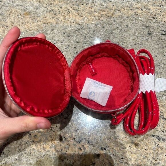 Marc Jacobs Cross body red round bag NWOT - Picture 8 of 16